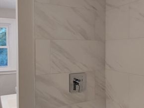 15 Sunset Dr, Randolph MA 02368