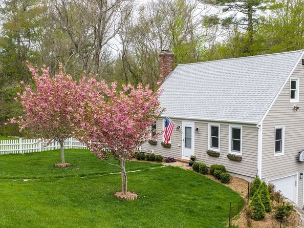 6 Michelle Lane, Mattapoisett MA 02739