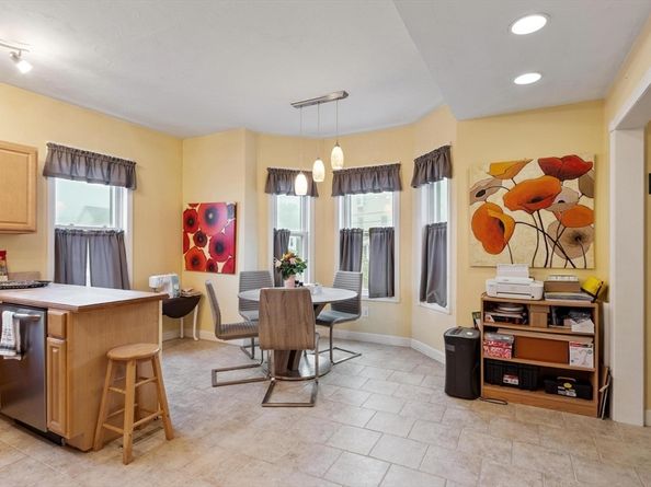 19 Washington St, Leominster MA 01453