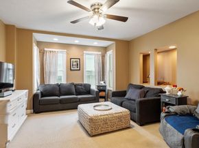 19 Washington St, Leominster MA 01453