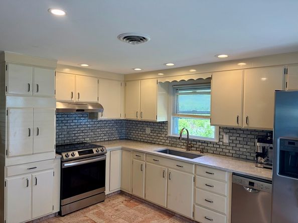 103 Cary Ave, Revere MA 02151
