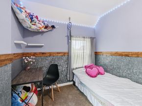 26 Fales St, Worcester MA 01606