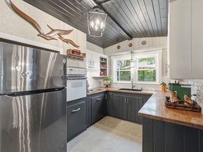 26 Fales St, Worcester MA 01606