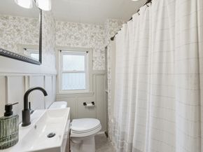 26 Fales St, Worcester MA 01606