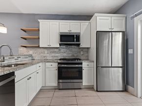8 Loring Pl 8, Boston MA 02136