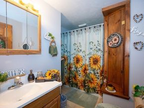 9-11 Maple St, Spencer MA 01562
