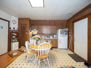 9-11 Maple St, Spencer MA 01562