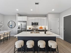 656 Saratoga 204, Boston MA 02128