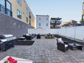 656 Saratoga 204, Boston MA 02128