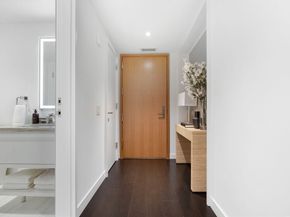 150 Seaport Blvd 11C, Boston MA 02210