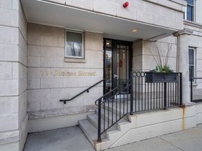 73 Chelsea St 305, Boston MA 02129