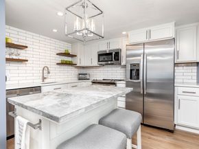 404 Paradise Road 1C, Swampscott MA 01907