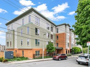 15 Guild St 302, Boston MA 02119