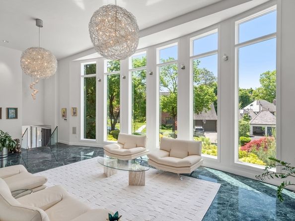 17 Edge Hill Rd, Newton MA 02467