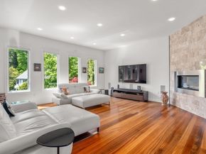 17 Edge Hill Rd, Newton MA 02467