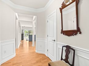 62 Abigail Way 1006, Reading MA 01867