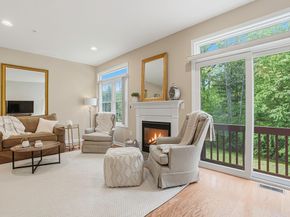 9 Robert Cir 9, Grafton MA 01536