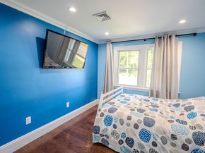 159 Mishawum Rd, Woburn MA 01801
