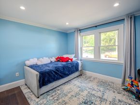 159 Mishawum Rd, Woburn MA 01801