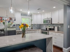 159 Mishawum Rd, Woburn MA 01801
