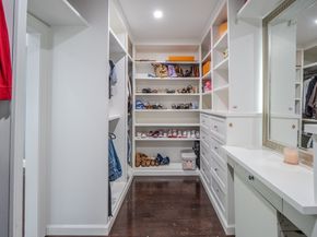 159 Mishawum Rd, Woburn MA 01801