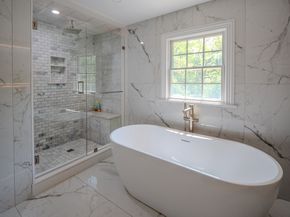 159 Mishawum Rd, Woburn MA 01801