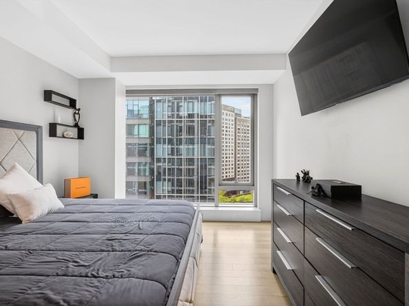 133 Seaport Blvd 1517, Boston MA 02210