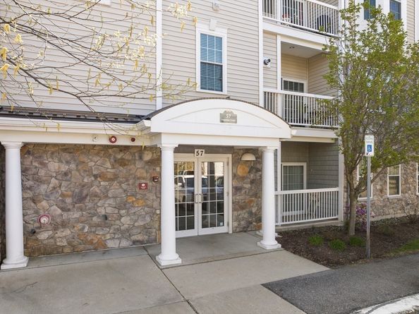 57 Augustus Court 4006, Reading MA 01867