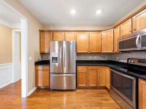 57 Augustus Court 4006, Reading MA 01867