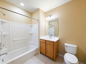 57 Augustus Court 4006, Reading MA 01867