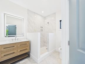 98 Evans Rd, Marblehead MA 01945