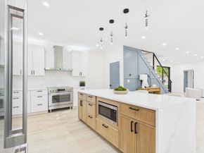 98 Evans Rd, Marblehead MA 01945
