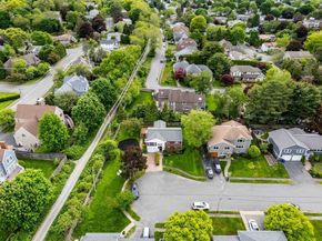 25 Countryside Ln, Marblehead MA 01945