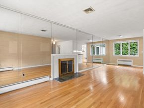 25 Countryside Ln, Marblehead MA 01945