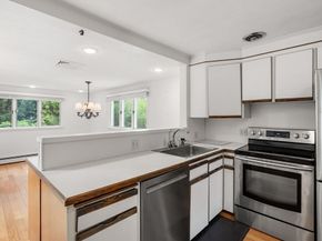 25 Countryside Ln, Marblehead MA 01945