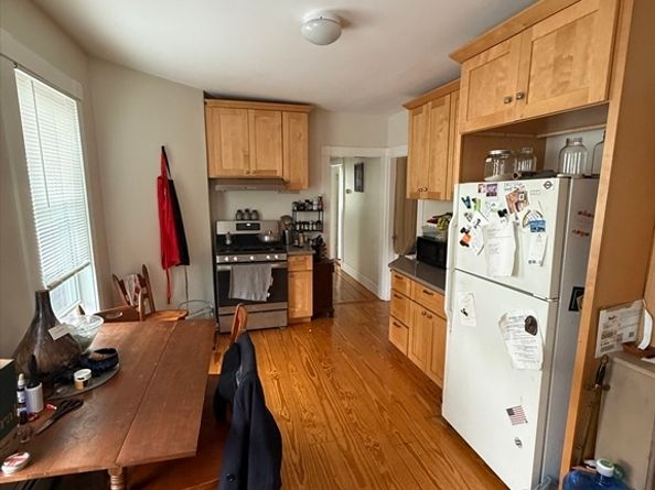 89 Newton 4, Somerville MA 02143