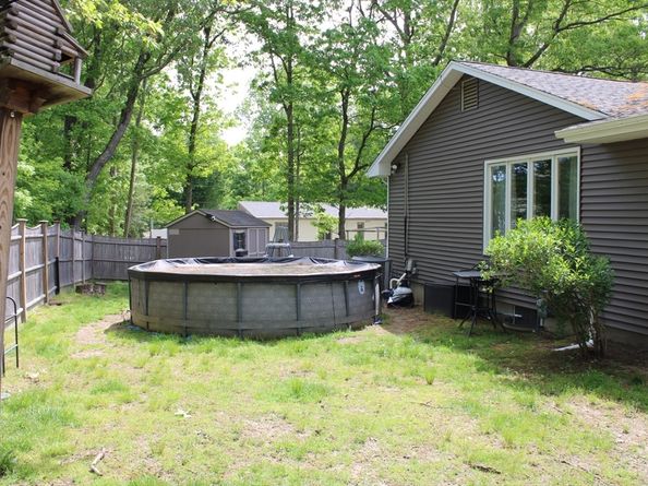 225 Braemoor Rd, Brockton MA 02301