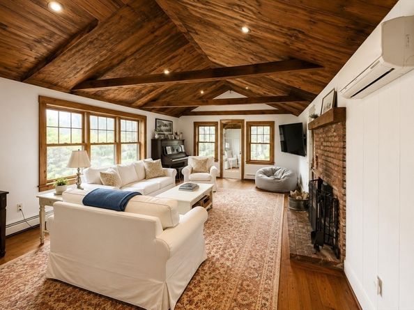 215 Sohier St, Cohasset MA 02025