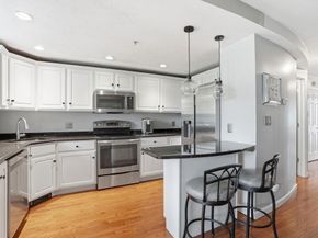 210 Regency Ln. 210, Abington MA 02351