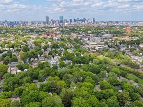 212 Chestnut Ave, Boston MA 02130