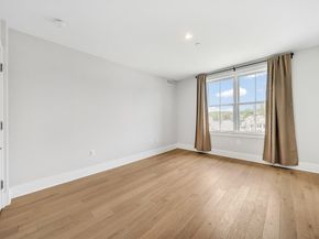 11 Oak Grove Ter 402, Quincy MA 02169