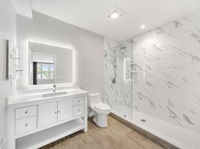 11 Oak Grove Ter 402, Quincy MA 02169