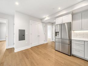 11 Oak Grove Ter 402, Quincy MA 02169