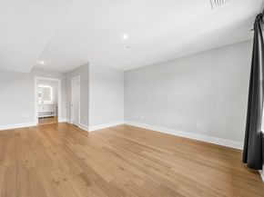 11 Oak Grove Ter 402, Quincy MA 02169