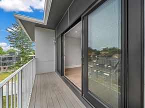 11 Oak Grove Ter 402, Quincy MA 02169
