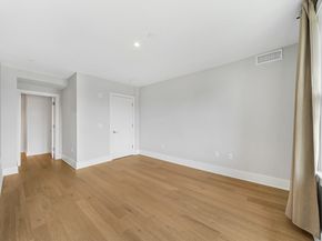 11 Oak Grove Ter 402, Quincy MA 02169