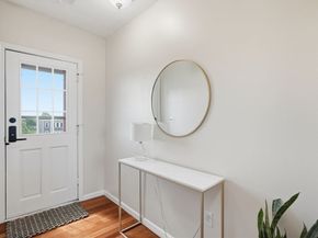 841 Saratoga St 3, Boston MA 02128