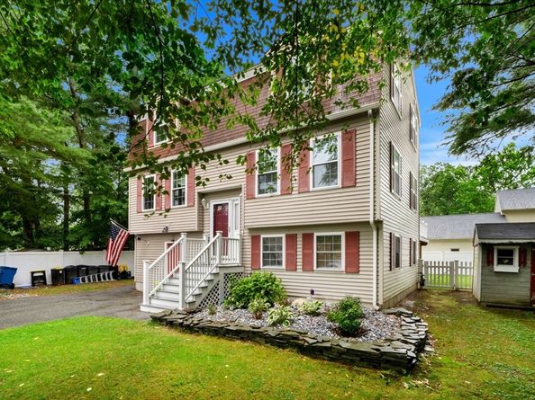 103 Sarno Ln, Tewksbury MA 01876