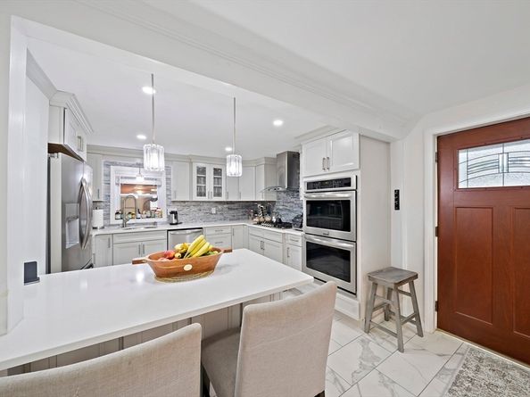 105 Cross St, Randolph MA 02368