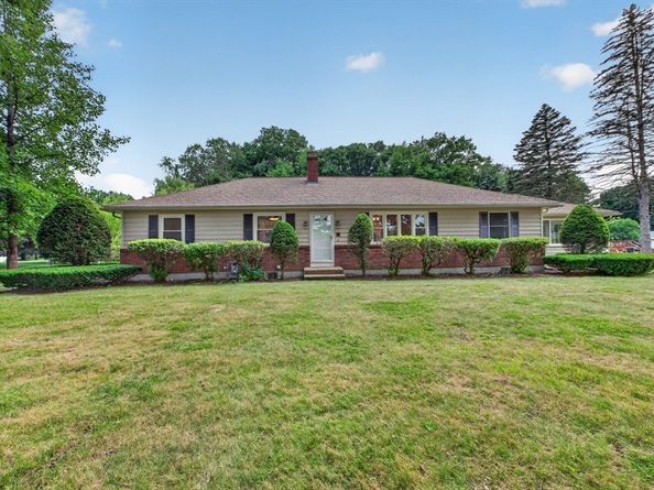 240 W Main Street, West Brookfield MA 01585